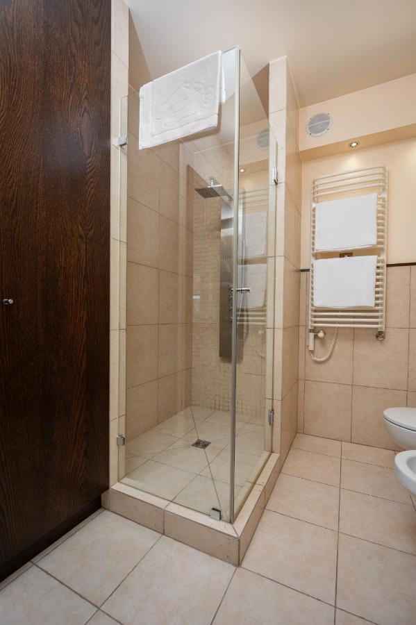 Bluszczanska Comfort Apartment Varsavia Esterno foto
